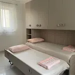 Apartment Xlendi