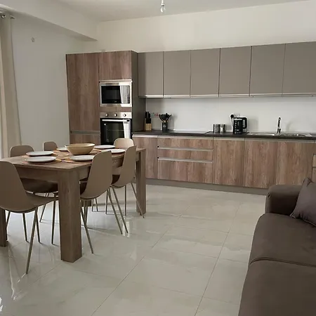 Apartment Xlendi