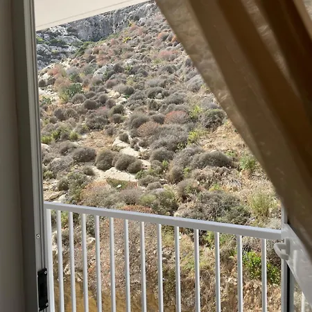 Apartment Xlendi